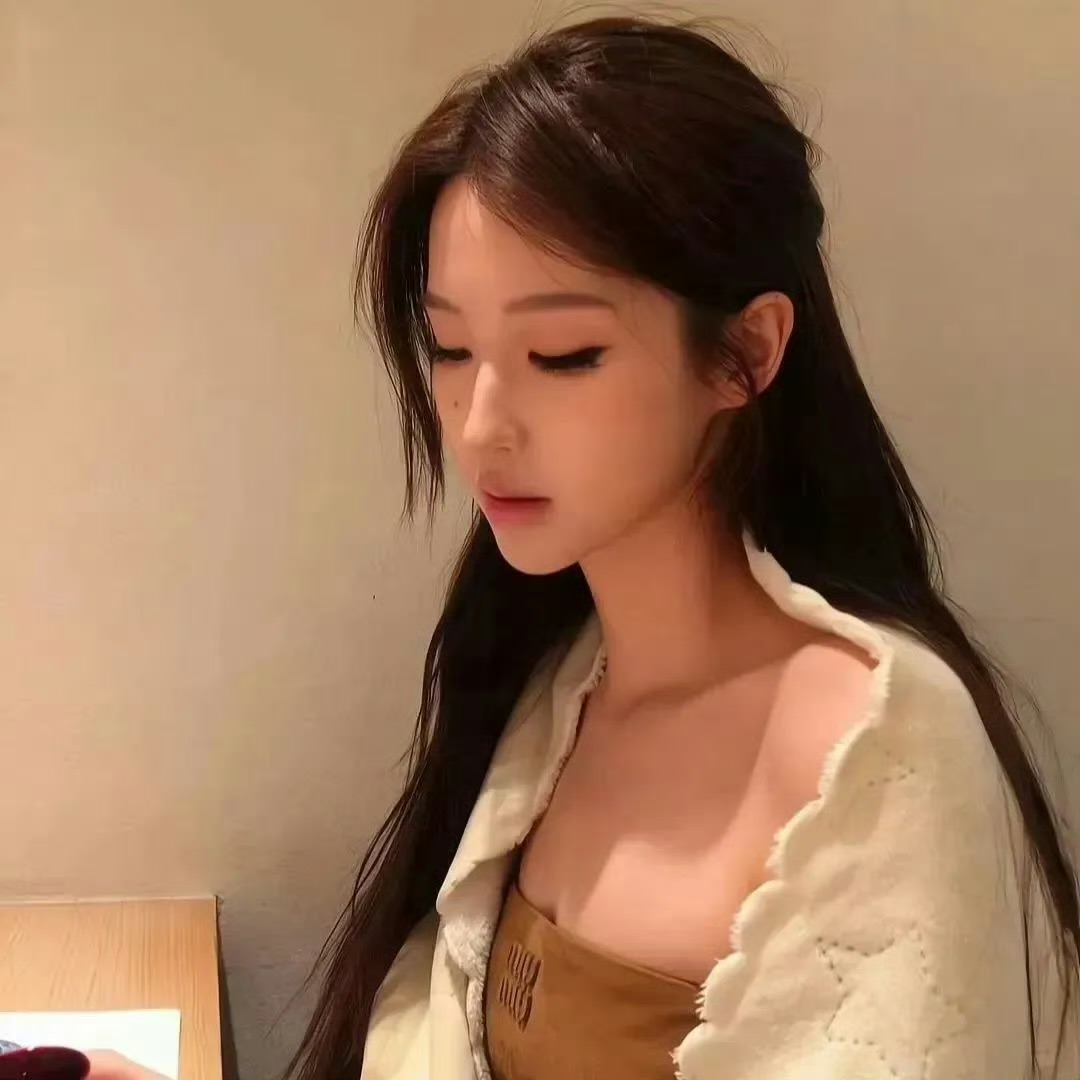 北京伴游女生 | 清荷的资料