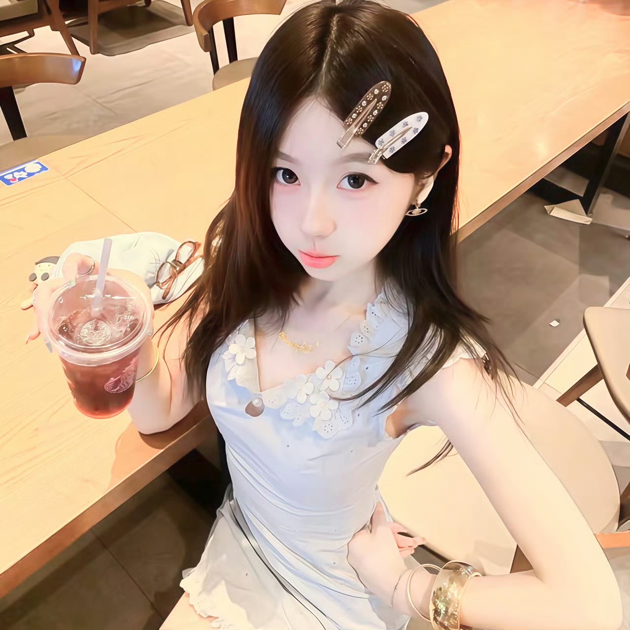 北京私人伴游女生雅雅的资料