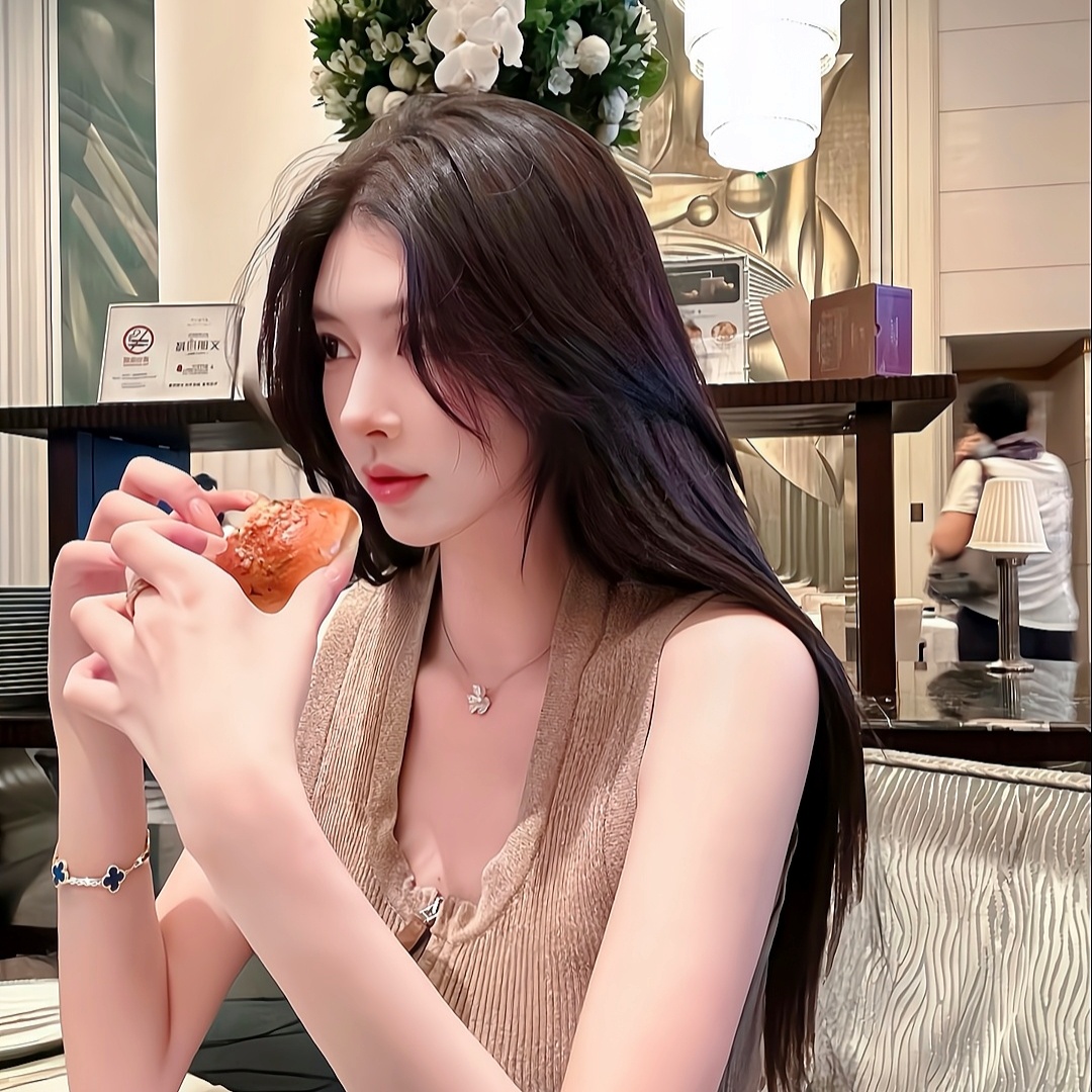 北京私人伴游女生陈墨琳的资料