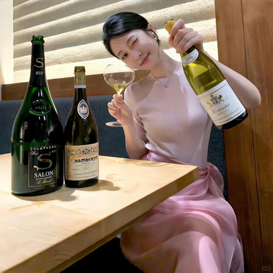 北京伴游女生路菲菲的资料