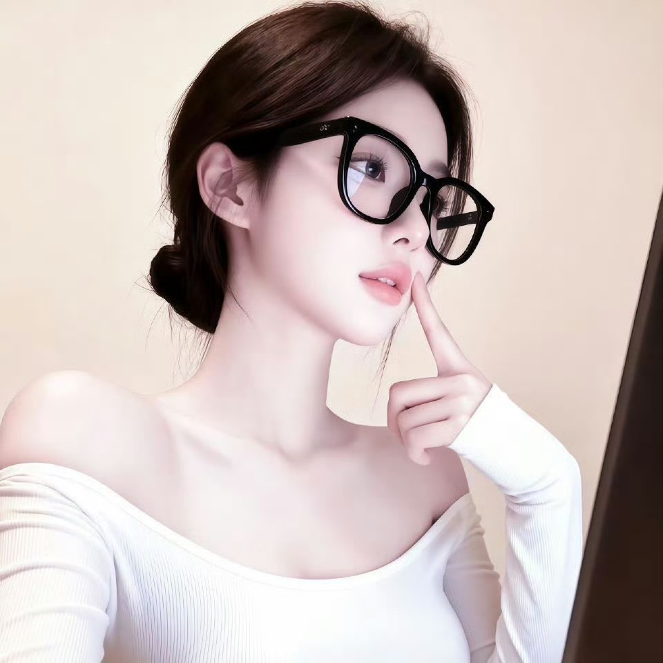 北京伴游女生陈雅雯的资料