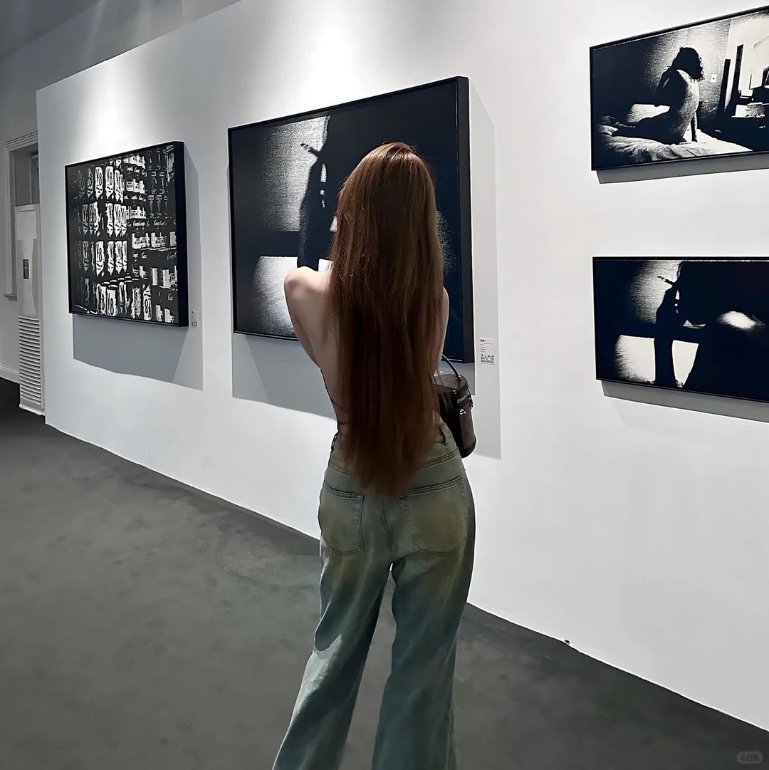 北京伴游女生钟知夏的资料